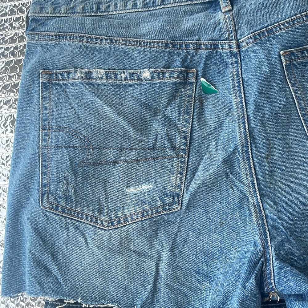 American Eagle ,d jeans Stylish Blue Denim Shorts for Women - Picture 3 of 3